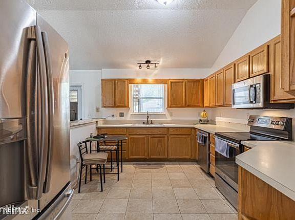 4th image of 6588R Cedro Ct
