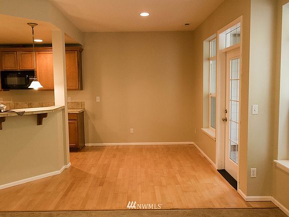 2nd image of 4665 Wade Street #17