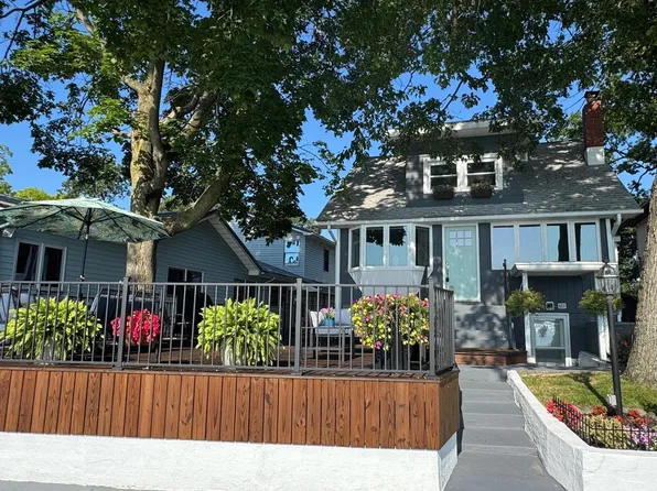 1711 Mitchell Dr, Rochester, IN 46975