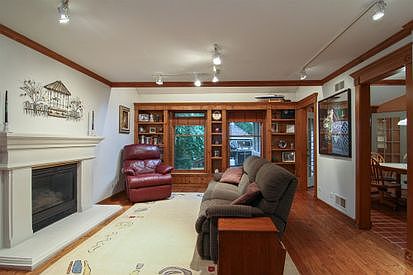 5th image of 8421 Shagbark Ct