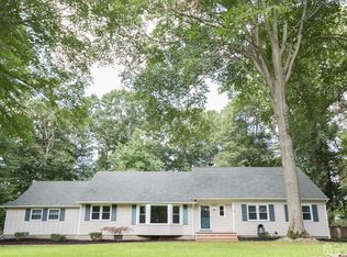 6 Coventry Sq, Holmdel, NJ 07733