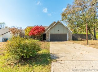8104 S Quebec Ave, Tulsa, OK 74137