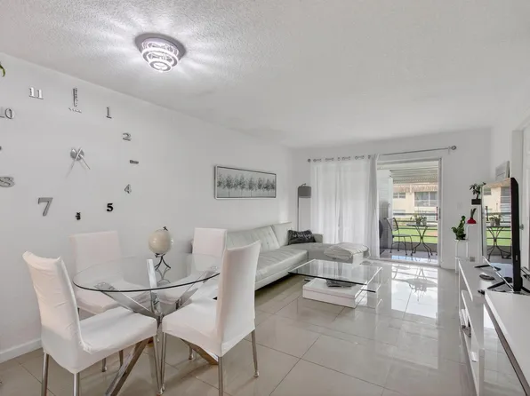 9915 Sandalfoot Boulevard #418, Boca Raton, FL 33428