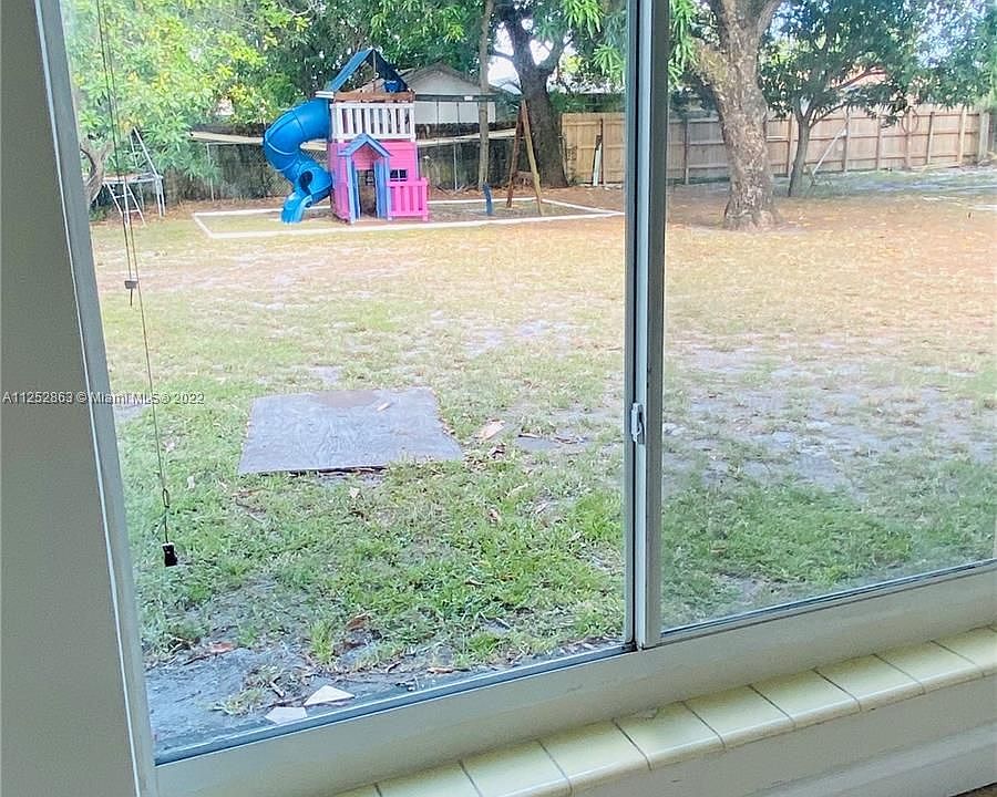 1st image of 1121 NW 34th Ave #1123