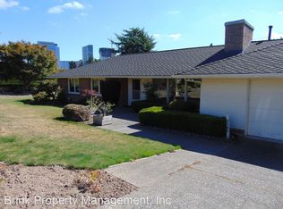 9695 Evergreen Dr, Bellevue, WA 98004