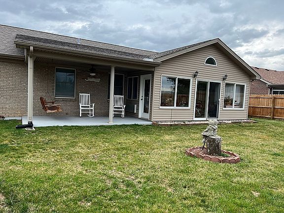 4th image of 325 Platt Dr