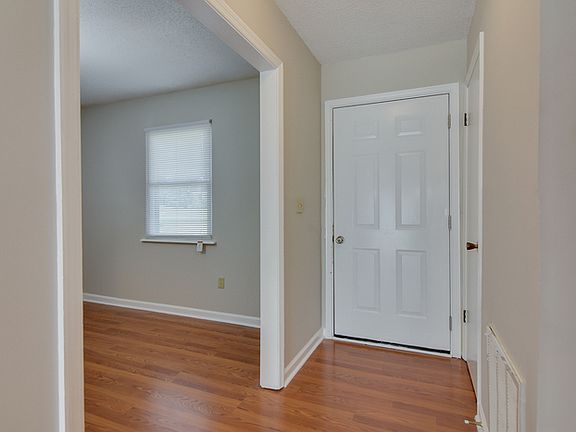 3rd image of 2626 Teakwood Dr