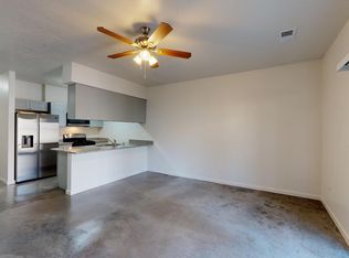 321 Sandia Rd NW, Albuquerque, NM 87107