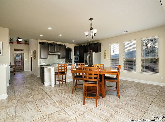 5th image of 11510 Camp Real Ln