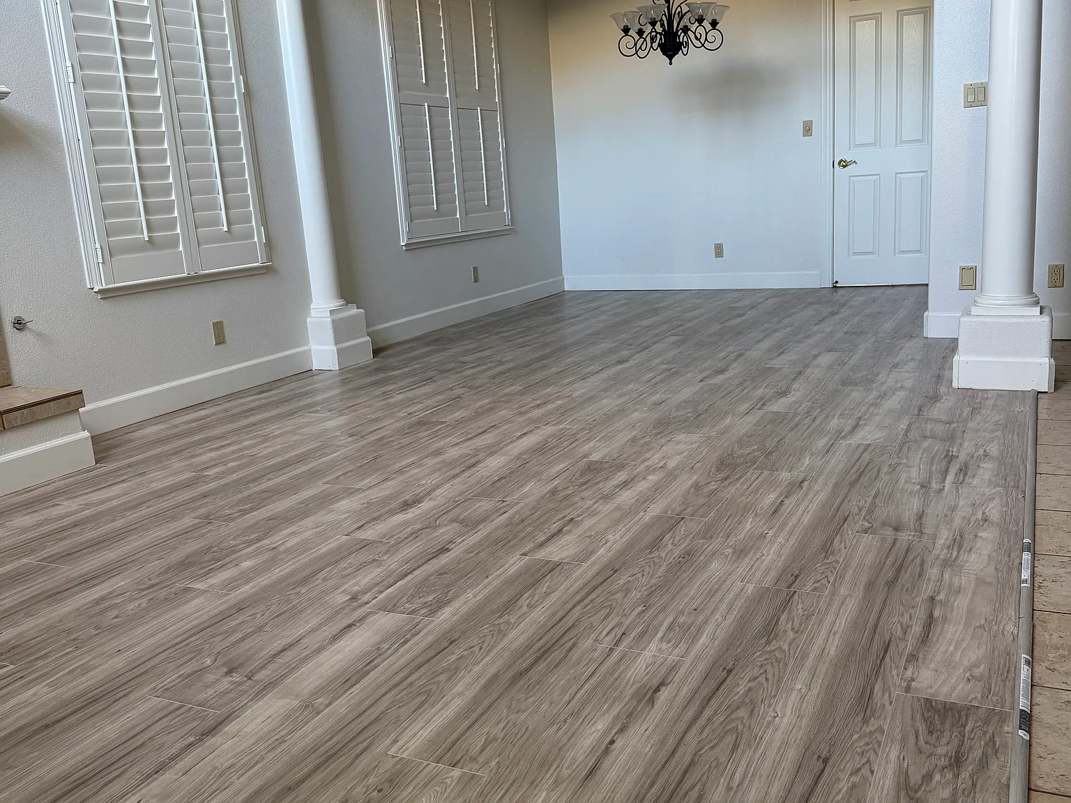 4 bed, 2460 sqft, $6,400 — Photo 3