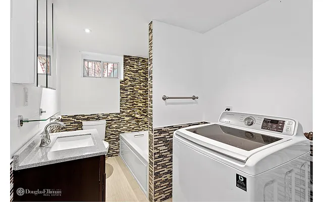 Rented by Douglas Elliman | media 16