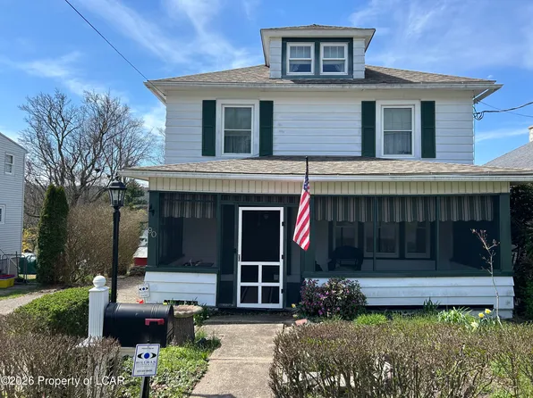 90 James St, Shavertown, PA 18708