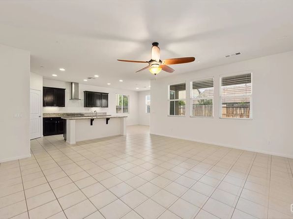 1401 Little Brook St