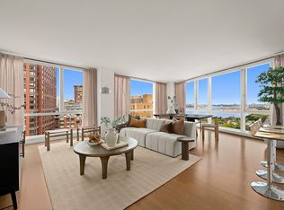 200 Chambers St APT 15C, New York, NY 10007