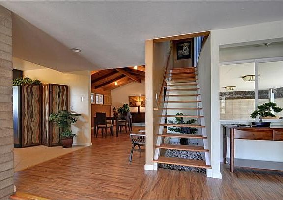 2nd image of 15870 E Alta Vista Way