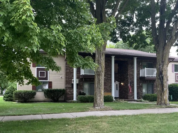 240 N Bowery Ave APT 2, Gladwin, MI 48624