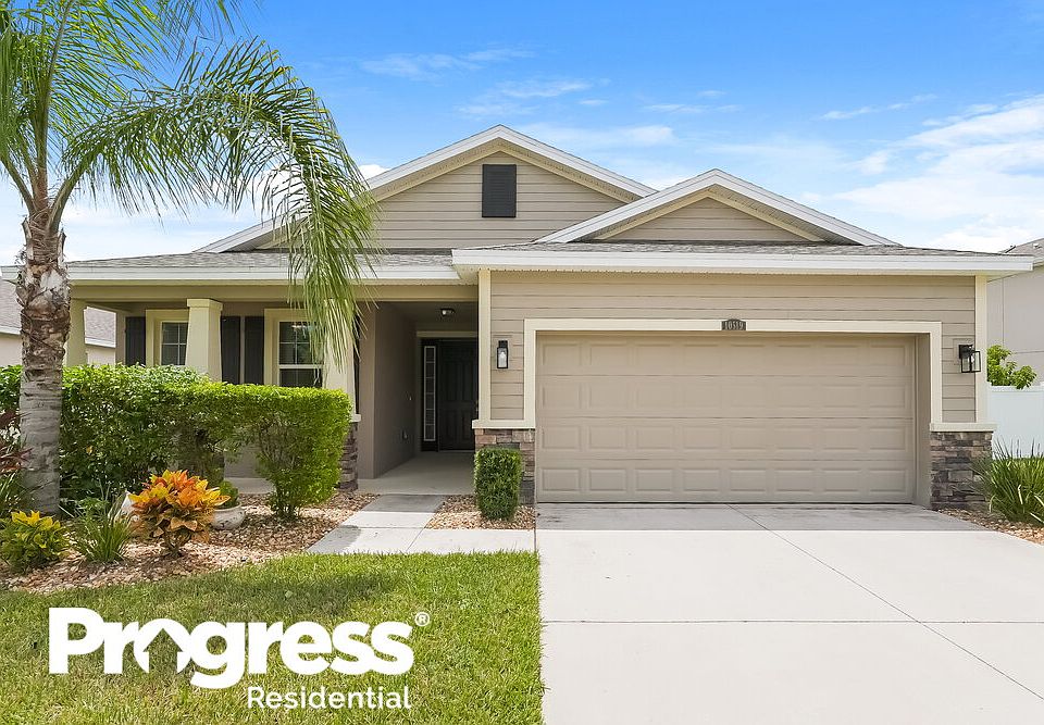 1st image of 10519 Scenic Hollow Dr