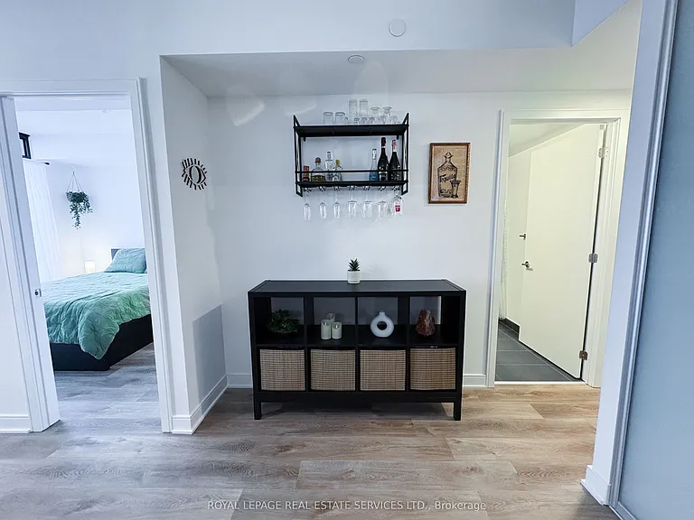 86 Dundas St E #1312 — Photo 14