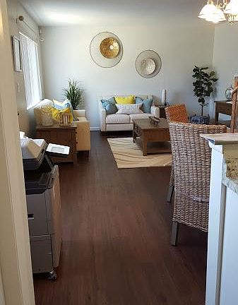 5th image of 205 E Tiffany Dr APT 1