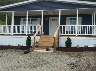 28 High View Dr, Donegal, PA 15628