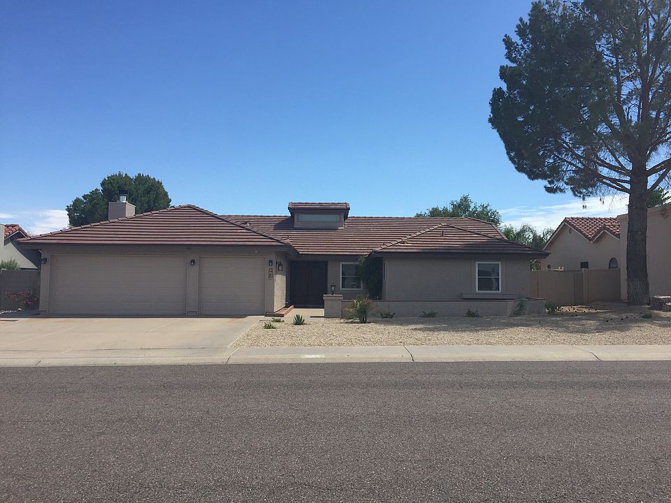 new paint! Entire house 2017