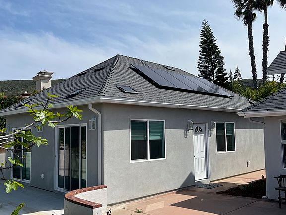 4th image of 1330 La Granada Dr