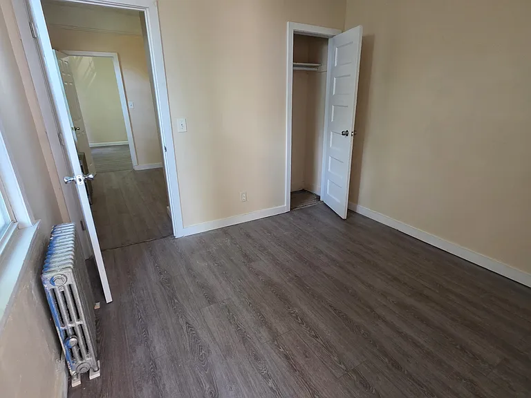 43 Currans Ln #3L — Photo 10