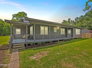 722 Pope Dr, Carencro, LA 70520
