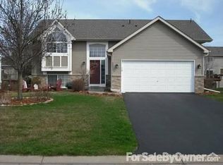 2021 Cardinal Dr, Shakopee, MN 55379