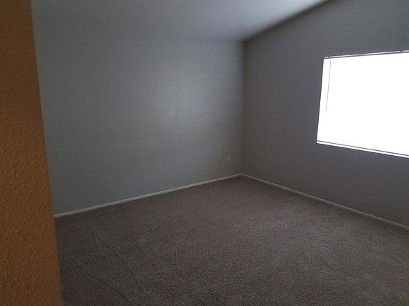 3rd image of 15512 Jojoba Ln