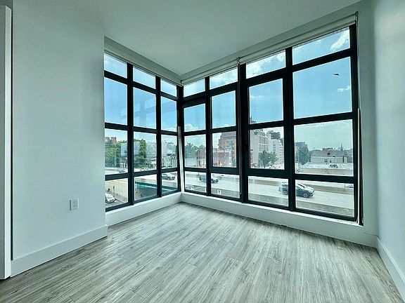 2nd image of 584 4th Ave APT 404