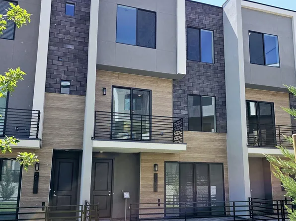 2579 Flowing Stream St #8, Reno, NV 89503