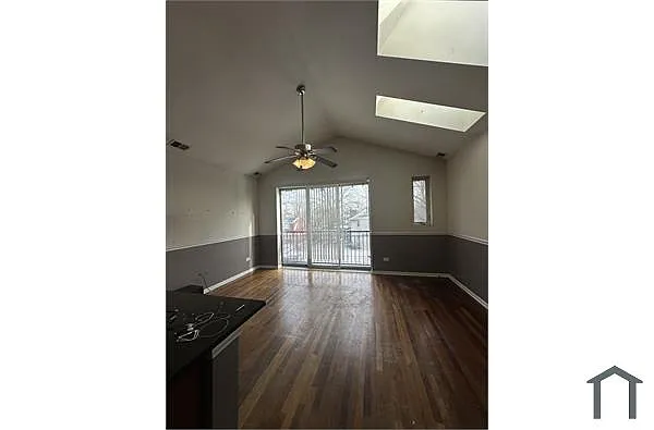 Building Photo - 7654 S Colfax Ave #3