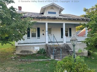 265 Osborne Ave, Madison, WV 25130