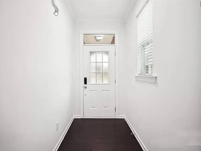 5538 Trieg Dr — Photo 11