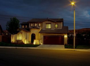 153 Headlands Way, Perris, CA 92570