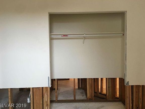4th image of 10260 Dupage Ave
