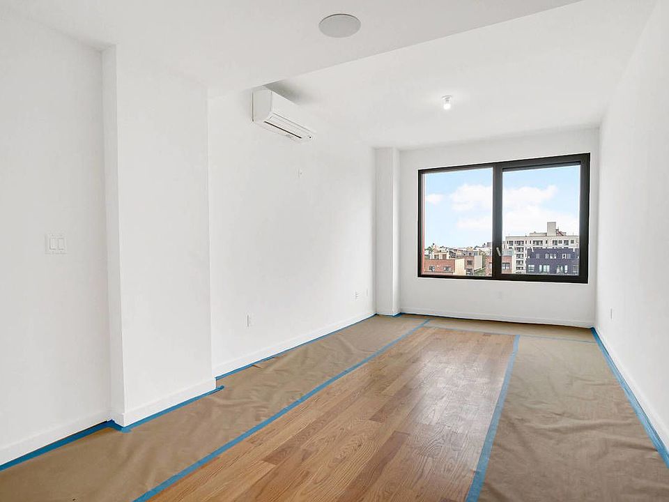 1st image of 54 Noll St #4546