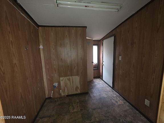 4th image of 309 E Cedar St