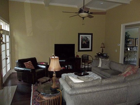 5th image of 5060 Wellington Way