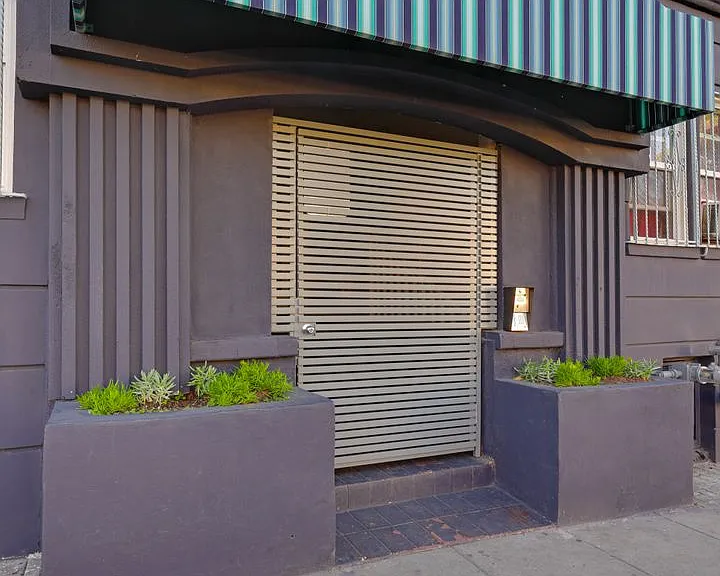 4108 Marathon St — Photo 32
