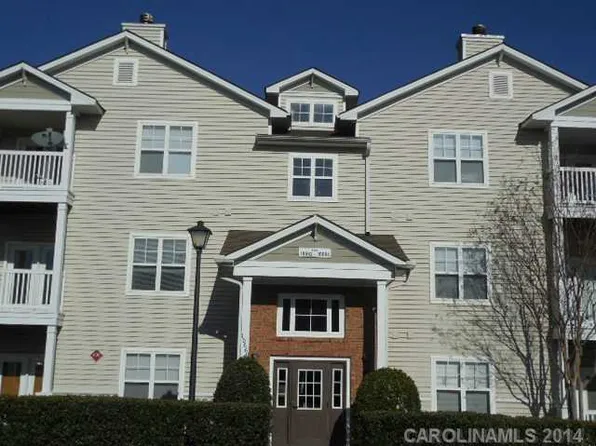 10674 Hill Point Ct, Charlotte, NC 28262