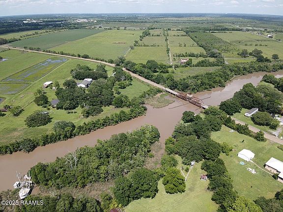 3rd image of Boyance Rd