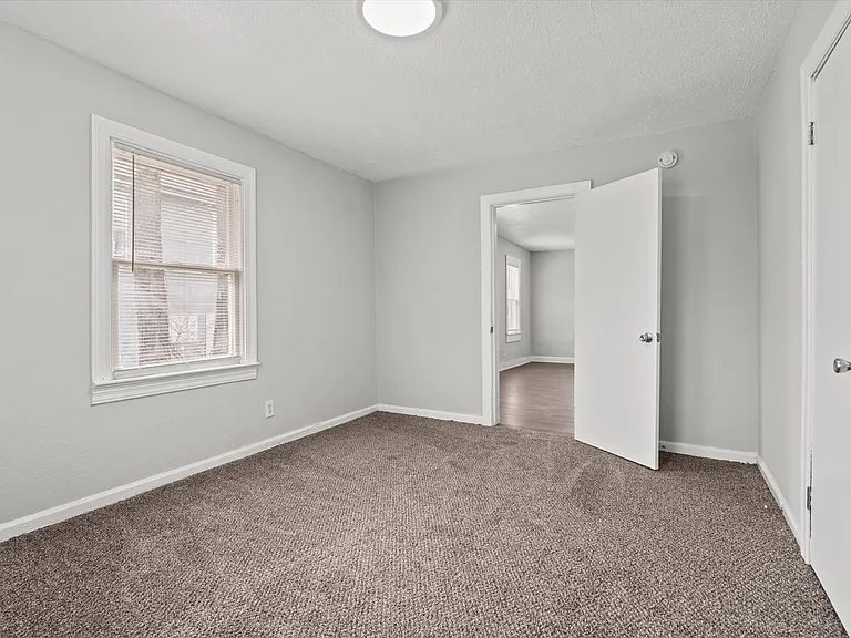 6915 Agnes Ave #1 — Photo 12