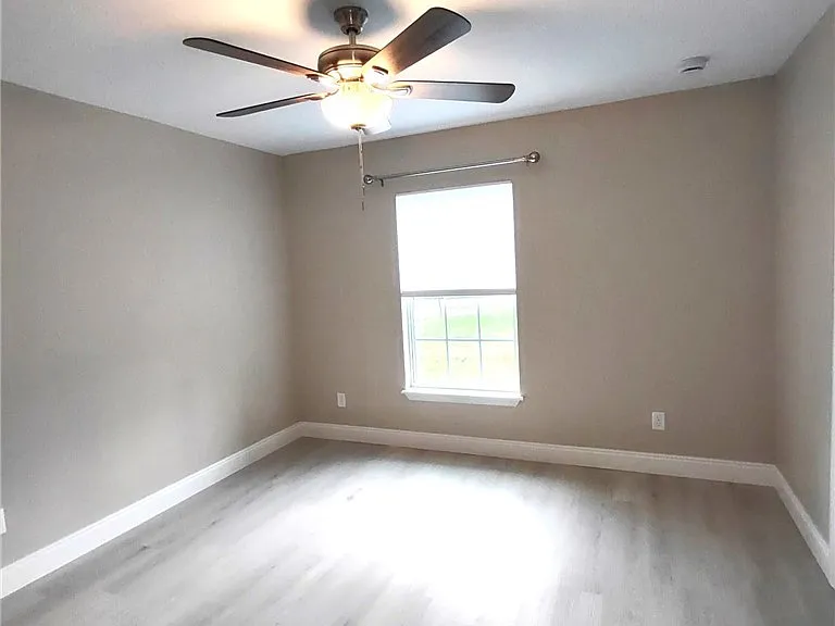 7708 N Paris Dr — Photo 13