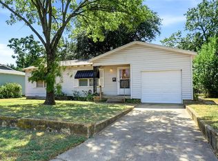 123 Charlene Dr, Hurst, TX 76053