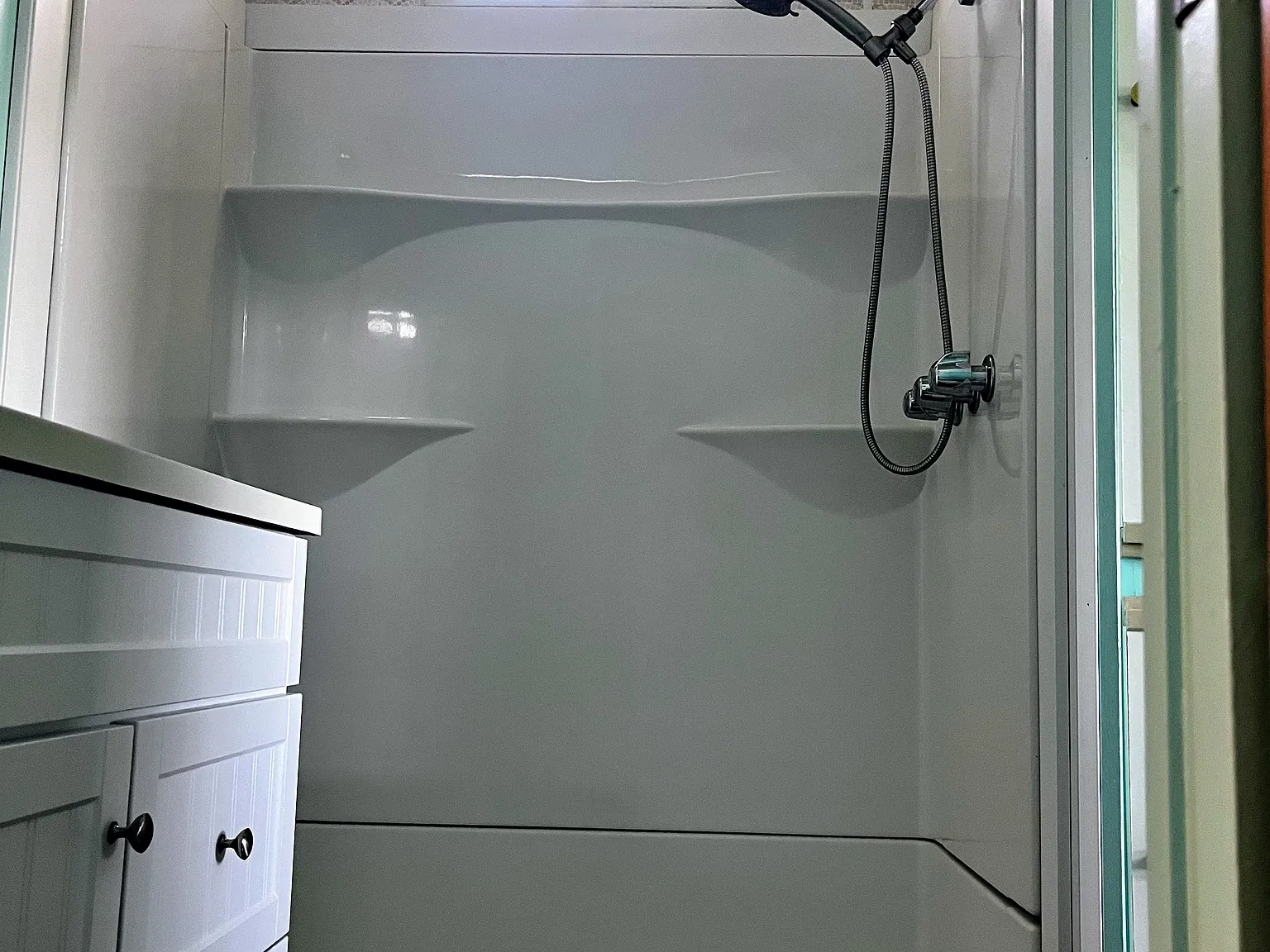 1 bed, 350 sqft, $685 — Photo 2