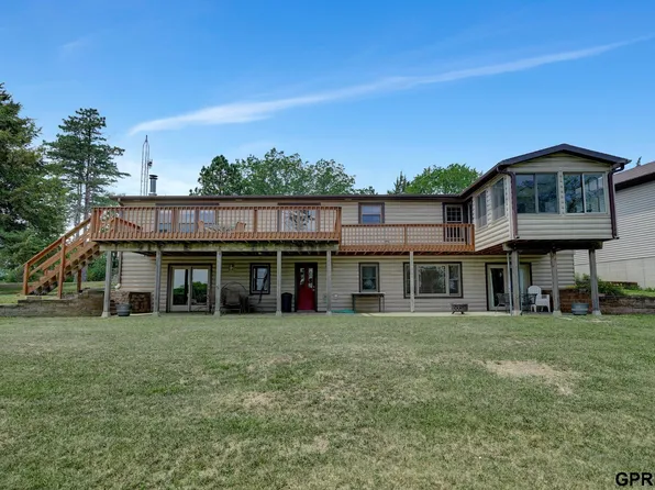 7424 N Lakeside Ln, Adams, NE 68301