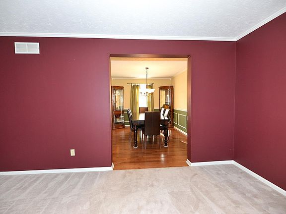 5th image of 9568 Carroll Ct