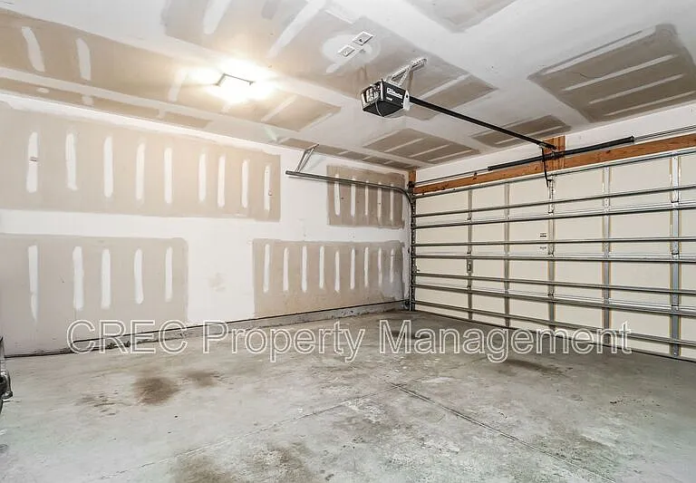 3533 Claremont St — Photo 22